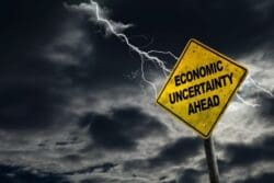 Small Business Management: Weathering Economic Uncertainty Like a Pro